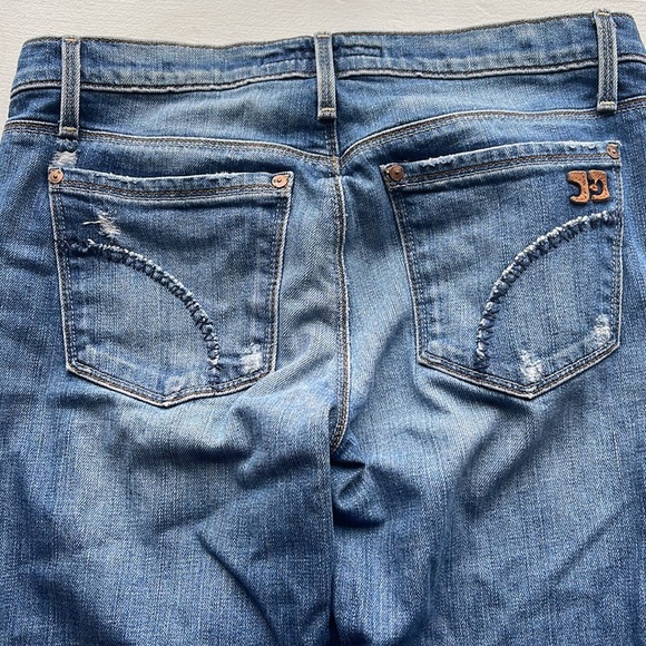 Joes Jeans with holes and distressed - Picture 3 of 4